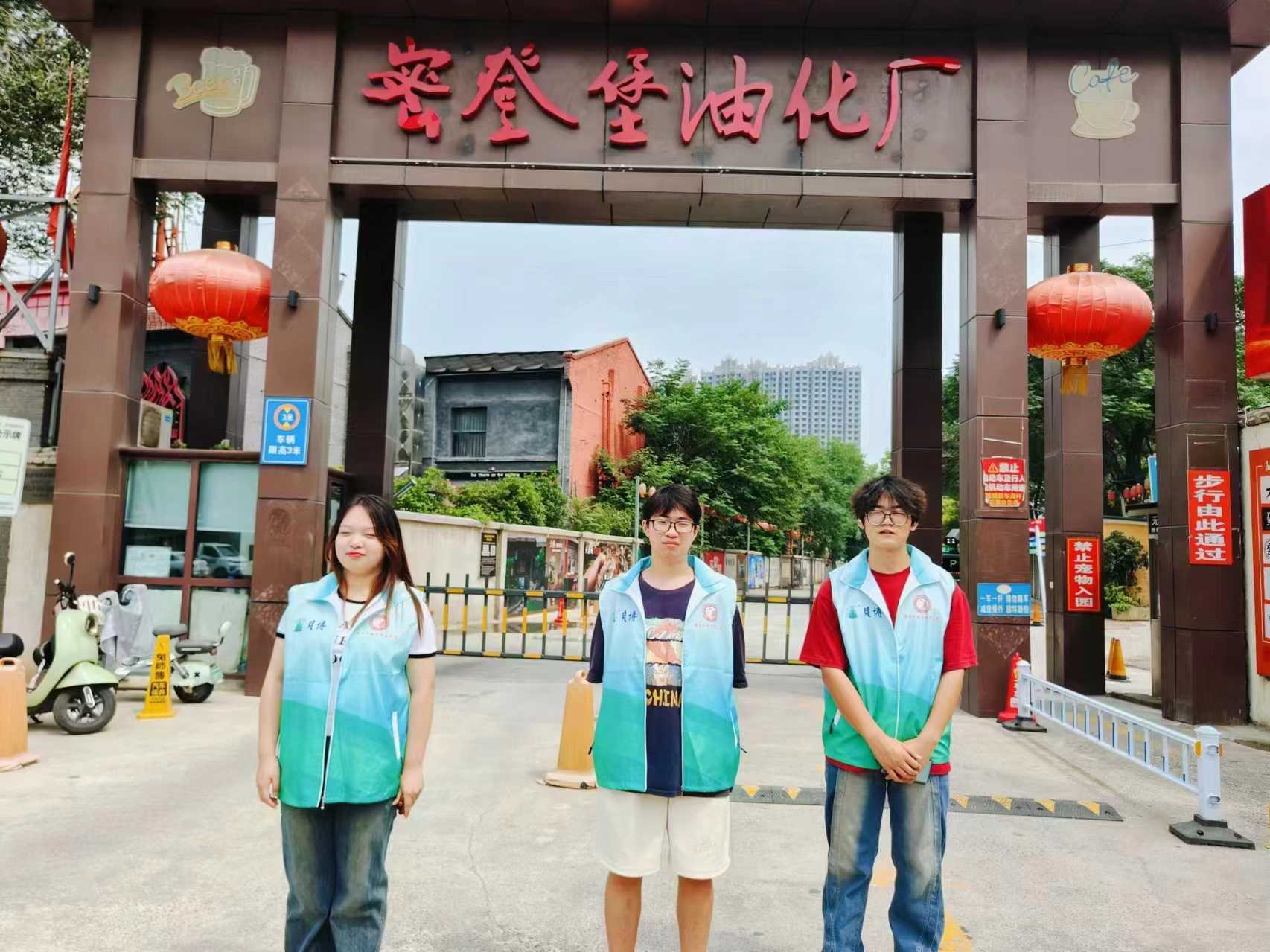 "�v�÷��z���£������Ļ�֮��"����"���z֮��"�F��߽�����ӛ�����ͻ��S����@