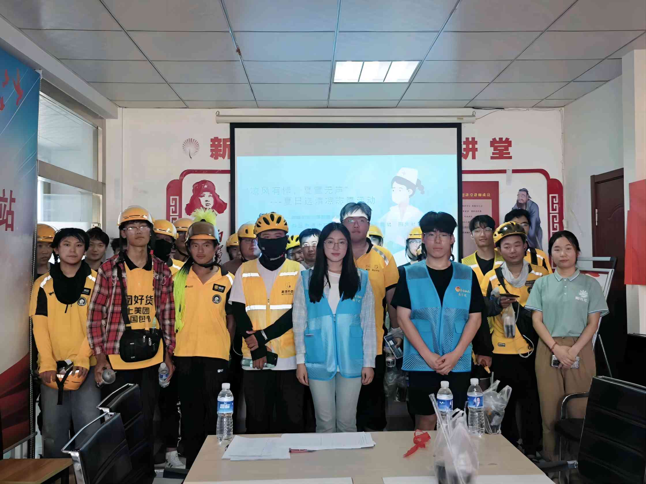 ���L����������o