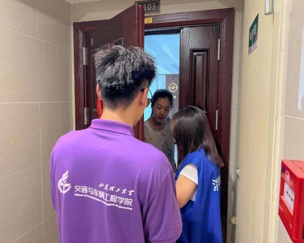 ���Z���������У������������҈@