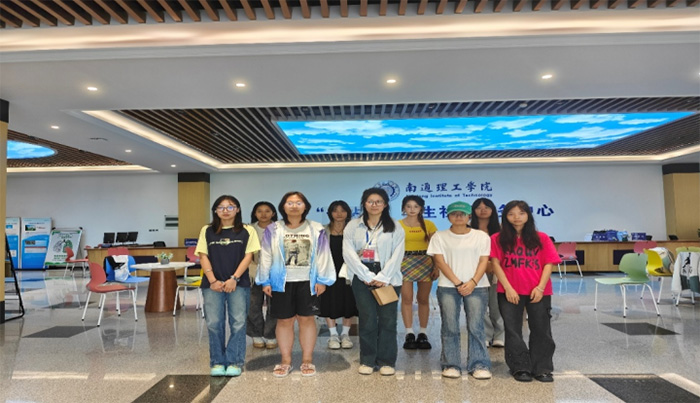 �����С��ɏ�һ�ǡ����񣬼�ȡ�^�M������������ҫ���h����v�F�����_չ���v���