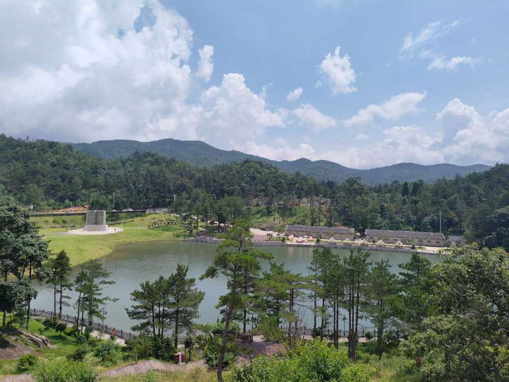 ���M��ɽ������׷������ӛ���E�������������