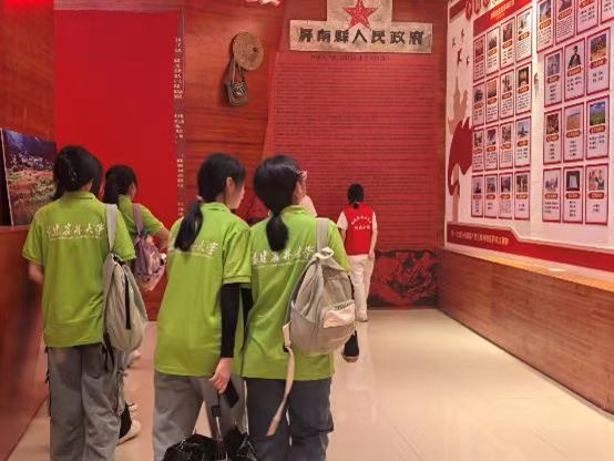 �����r�ִ�W�����l����̽�����ϼtɫʷ����P�����ۇ��顱