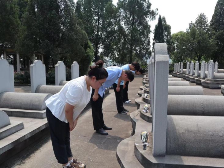 �F�}н������Ժ�W(xu��)�����ϠI��@�|���F�����L�C�ĳ��\