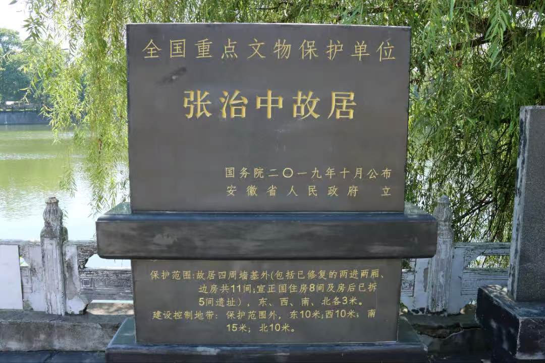 �ʾӌ��E�İ׻꣬�����s�m������