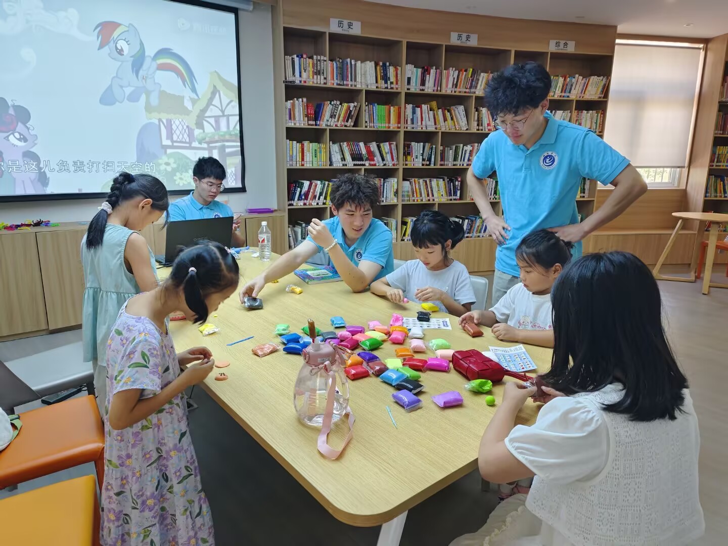 ��2025���ڡ������l�����`��ӡ���ָ�ℓ����ͯ�����߲�����Lͯ�ġ�​​