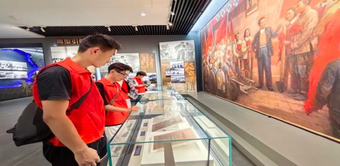 ׷��������E�����мtɫ���� �������t�������� ��(sh��)�`�F(tu��n)���M(j��n)��ԣ��ͬ־�o(j��)���^​