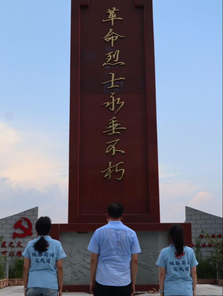 �߽������F·���R�c���ķ��q�µ����F�r���ļ�������