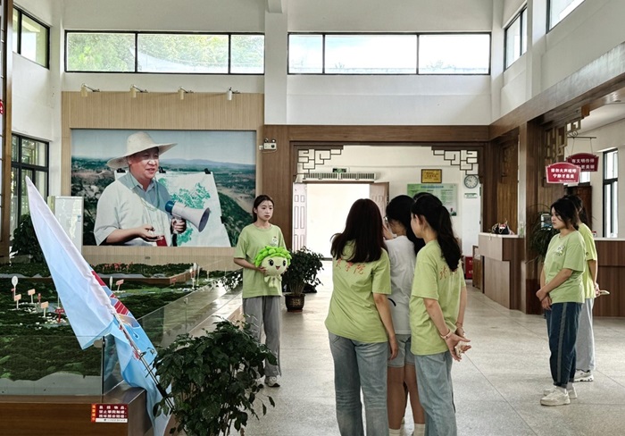 ���r�W(xu��)Ժ���(gu��)�Z(y��)�W(xu��)Ժ�W(xu��)�Ӹ��L(zh��ng)͡͡����(gu��)�ҝ�ع��@�_(k��i)չ���(hu��)��(sh��)�`���(d��ng)