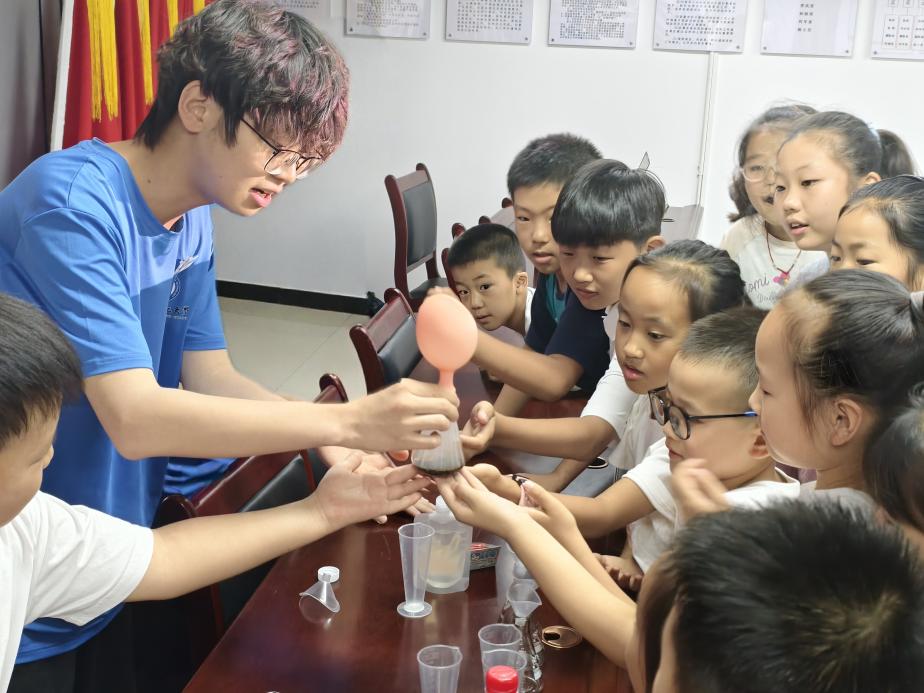 ʮɫ�n�̾`ͯ�� �ഺ����ҫ����  ��������������W������n���c����^��ͯ��������