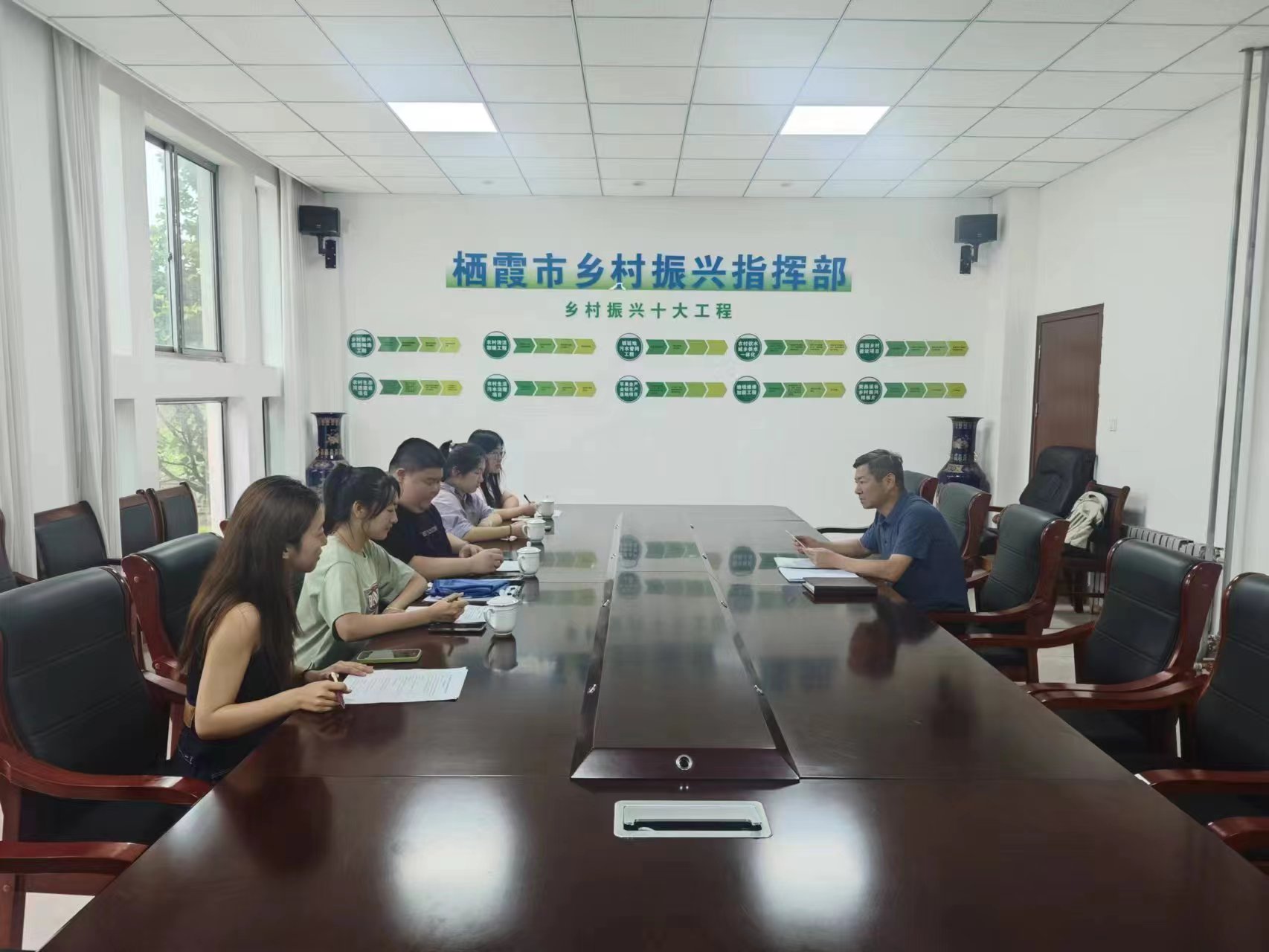 ɽ�|ؔ(c��i)��W(xu��)�������{(di��o)�У������l(xi��ng)����̽����(sh��)�ǻ��l(xi��ng)�����d·