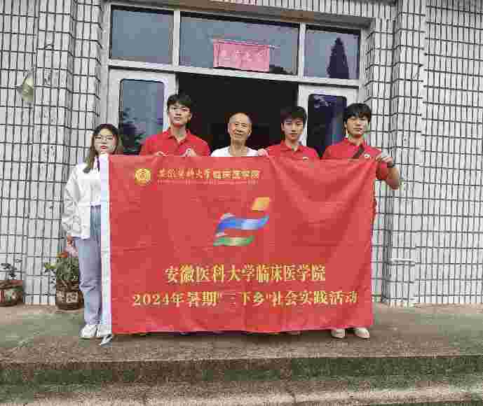 ���мtɫ���� �s�m(x��)��݅�s�⡪���R���t(y��)�W(xu��)ϵ���t(y��)·ͬ�С������l(xi��ng)��(sh��)�`�F(tu��n)�(du��)�M��������tɫ֮��