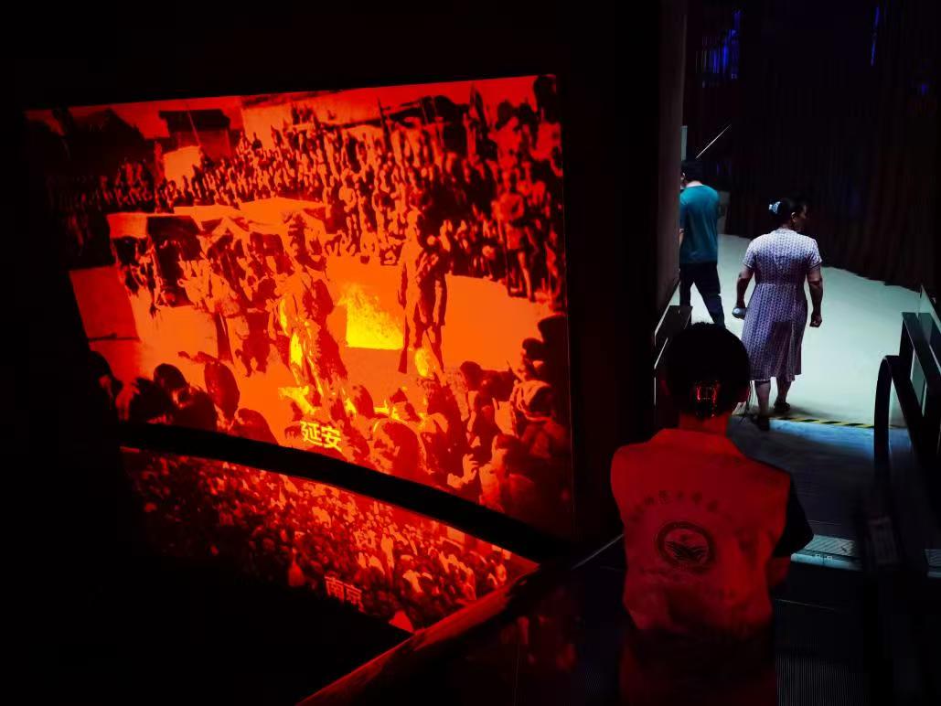 Ʒ����ʷ����vʷ���B �мtɫн�����������